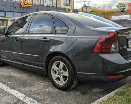 Серый Вольво С40, объемом двигателя 1.6 л и пробегом 295 тыс. км за 6950 $, фото 5 на Automoto.ua