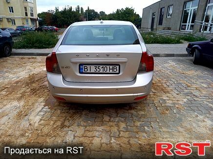 Сірий Вольво S40, об'ємом двигуна 2 л та пробігом 228 тис. км за 6100 $, фото 2 на Automoto.ua