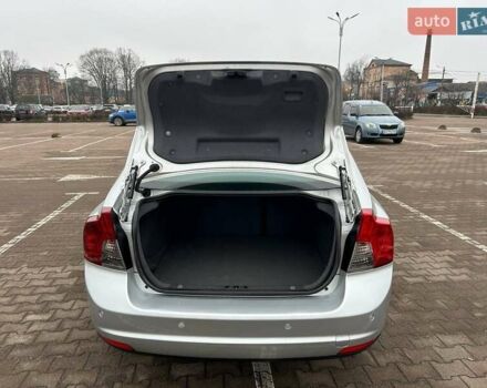 Серый Вольво С40, объемом двигателя 2 л и пробегом 235 тыс. км за 7500 $, фото 7 на Automoto.ua