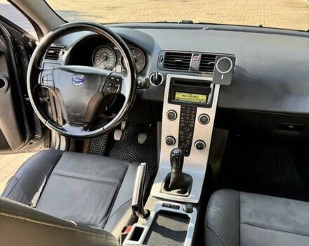 Сірий Вольво S40, об'ємом двигуна 1.56 л та пробігом 300 тис. км за 7800 $, фото 10 на Automoto.ua
