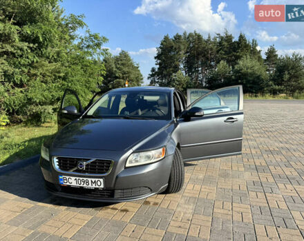 Сірий Вольво S40, об'ємом двигуна 1.56 л та пробігом 300 тис. км за 7800 $, фото 16 на Automoto.ua
