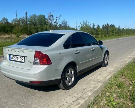 Серый Вольво С40, объемом двигателя 1.56 л и пробегом 317 тыс. км за 7000 $, фото 7 на Automoto.ua