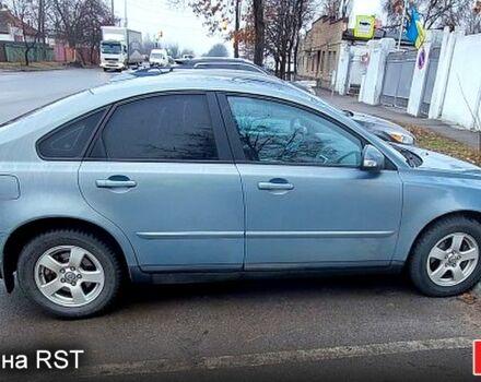 Вольво С40 2010 в Полтаве на Automoto.ua Серый Вольво С40, объемом двигателя 2 л и пробегом 115 тыс. км за 6500 $, фото 9 на Automoto.ua