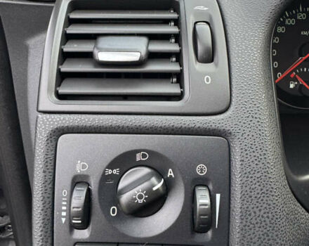 Серый Вольво С40, объемом двигателя 1.6 л и пробегом 227 тыс. км за 9699 $, фото 47 на Automoto.ua