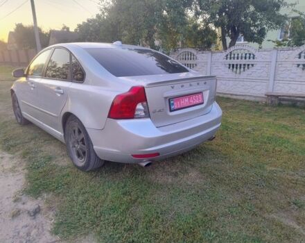Сірий Вольво S40, об'ємом двигуна 2 л та пробігом 285 тис. км за 7600 $, фото 4 на Automoto.ua