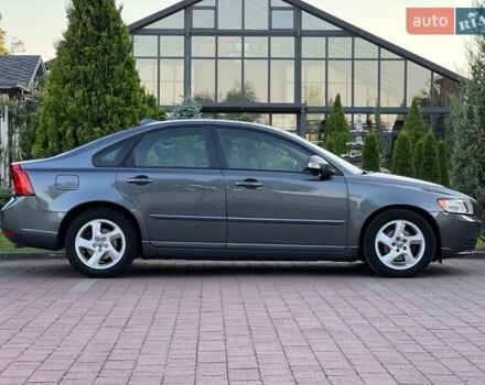 Сірий Вольво S40, об'ємом двигуна 1.6 л та пробігом 203 тис. км за 8950 $, фото 40 на Automoto.ua