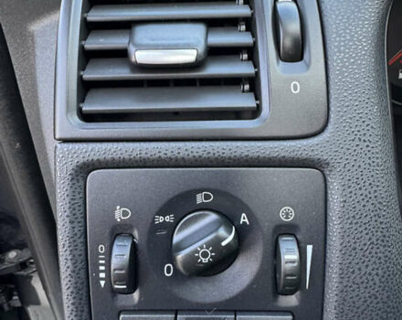 Серый Вольво С40, объемом двигателя 1.6 л и пробегом 227 тыс. км за 9699 $, фото 35 на Automoto.ua