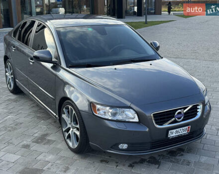 Серый Вольво С40, объемом двигателя 1.6 л и пробегом 227 тыс. км за 9699 $, фото 3 на Automoto.ua