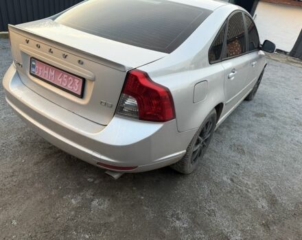 Серый Вольво С40, объемом двигателя 2 л и пробегом 290 тыс. км за 7200 $, фото 2 на Automoto.ua