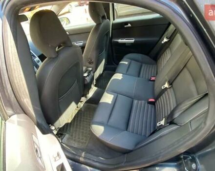 Сірий Вольво S40, об'ємом двигуна 1.9 л та пробігом 145 тис. км за 10000 $, фото 9 на Automoto.ua