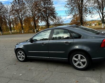 Вольво С40 2011 в Черкассах на Automoto.ua Серый Вольво С40, объемом двигателя 1.6 л и пробегом 280 тыс. км за 8000 $, фото 3 на Automoto.ua