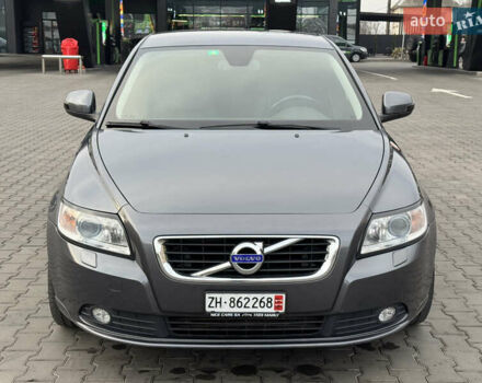 Серый Вольво С40, объемом двигателя 1.6 л и пробегом 227 тыс. км за 9699 $, фото 8 на Automoto.ua
