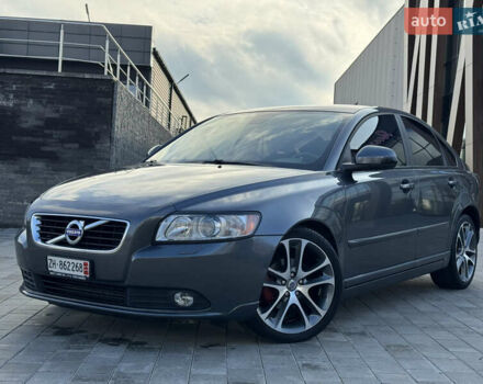 Серый Вольво С40, объемом двигателя 1.6 л и пробегом 227 тыс. км за 9699 $, фото 12 на Automoto.ua