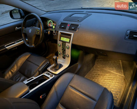 Сірий Вольво S40, об'ємом двигуна 1.6 л та пробігом 261 тис. км за 7999 $, фото 23 на Automoto.ua