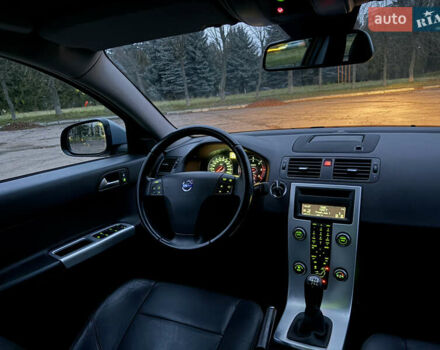 Сірий Вольво S40, об'ємом двигуна 1.6 л та пробігом 261 тис. км за 7999 $, фото 29 на Automoto.ua