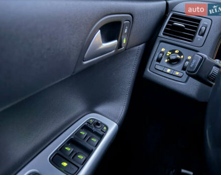 Сірий Вольво S40, об'ємом двигуна 1.6 л та пробігом 261 тис. км за 7999 $, фото 20 на Automoto.ua