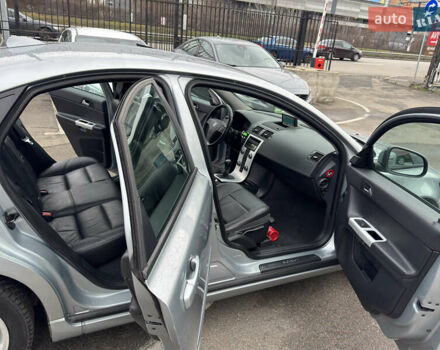 Серый Вольво С40, объемом двигателя 1.6 л и пробегом 245 тыс. км за 10199 $, фото 17 на Automoto.ua