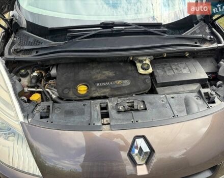 Сірий Вольво S40, об'ємом двигуна 1.9 л та пробігом 340 тис. км за 2608 $, фото 6 на Automoto.ua