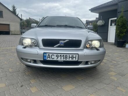 Вольво С40 2003 в Нововолынск на Automoto.ua Серый Вольво С40, объемом двигателя 1.8 л и пробегом 300 тыс. км за 3300 $, фото 1 на Automoto.ua
