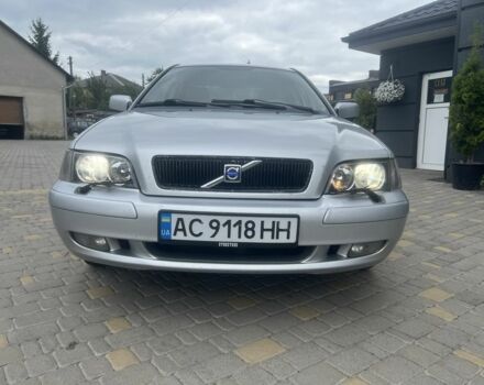 Сірий Вольво S40, об'ємом двигуна 1.8 л та пробігом 300 тис. км за 3300 $, фото 1 на Automoto.ua