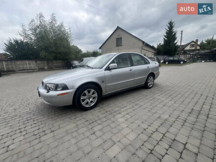 Вольво С40 2003 в Нововолынск на Automoto.ua Серый Вольво С40, объемом двигателя 1.78 л и пробегом 306 тыс. км за 3350 $, фото 1 на Automoto.ua