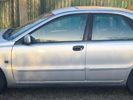 Сірий Вольво S40, об'ємом двигуна 1.87 л та пробігом 275 тис. км за 4900 $, фото 1 на Automoto.ua