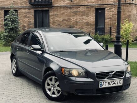 Вольво S40 2005 у Івано-Франківську на Automoto.ua Сірий Вольво S40, об'ємом двигуна 1.8 л та пробігом 299 тис. км за 4499 $, фото 1 на Automoto.ua