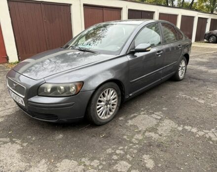 Серый Вольво С40, объемом двигателя 1.6 л и пробегом 414 тыс. км за 952 $, фото 1 на Automoto.ua
