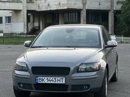 Вольво С40 2006 в Киеве на Automoto.ua Серый Вольво С40, объемом двигателя 1.56 л и пробегом 213 тыс. км за 6500 $, фото 1 на Automoto.ua