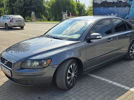 Сірий Вольво S40, об'ємом двигуна 1.6 л та пробігом 283 тис. км за 5600 $, фото 1 на Automoto.ua