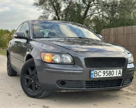 Серый Вольво С40, объемом двигателя 1.6 л и пробегом 290 тыс. км за 4496 $, фото 1 на Automoto.ua