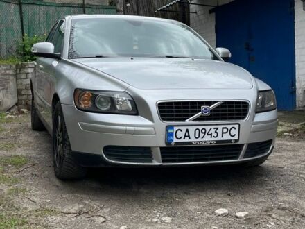 Сірий Вольво S40, об'ємом двигуна 2.4 л та пробігом 195 тис. км за 6100 $, фото 1 на Automoto.ua