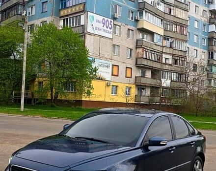 Серый Вольво С40, объемом двигателя 3 л и пробегом 170 тыс. км за 6500 $, фото 1 на Automoto.ua