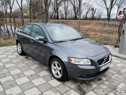 Вольво С40 2007 в Самборе на Automoto.ua Серый Вольво С40, объемом двигателя 1.6 л и пробегом 300 тыс. км за 7000 $, фото 1 на Automoto.ua