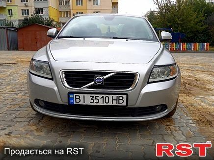 Сірий Вольво S40, об'ємом двигуна 2 л та пробігом 228 тис. км за 6100 $, фото 1 на Automoto.ua