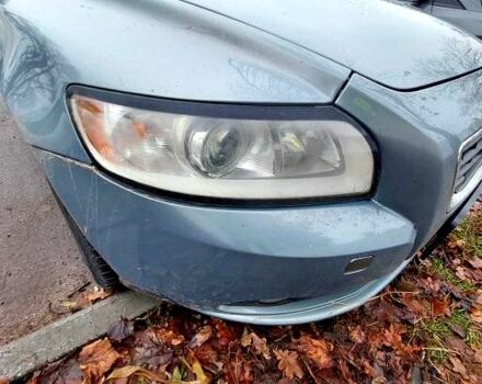 Серый Вольво С40, объемом двигателя 2 л и пробегом 115 тыс. км за 6500 $, фото 1 на Automoto.ua