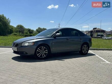 Вольво S40 2010 у Вінниці на Automoto.ua Сірий Вольво S40, об'ємом двигуна 1.6 л та пробігом 269 тис. км за 9500 $, фото 1 на Automoto.ua
