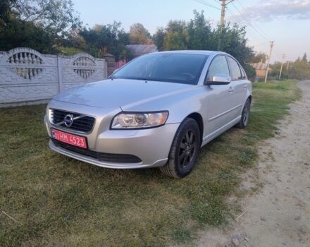 Сірий Вольво S40, об'ємом двигуна 2 л та пробігом 285 тис. км за 7600 $, фото 1 на Automoto.ua