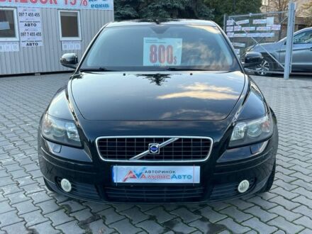 Серый Вольво С40, объемом двигателя 2 л и пробегом 220 тыс. км за 5900 $, фото 1 на Automoto.ua
