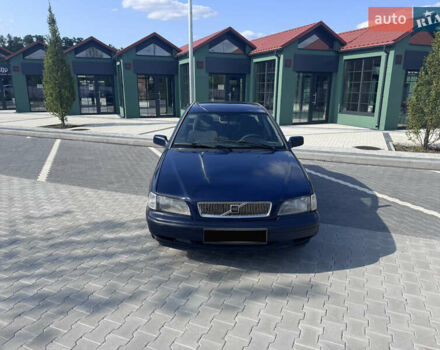 Синій Вольво S40, об'ємом двигуна 1.8 л та пробігом 250 тис. км за 1799 $, фото 2 на Automoto.ua