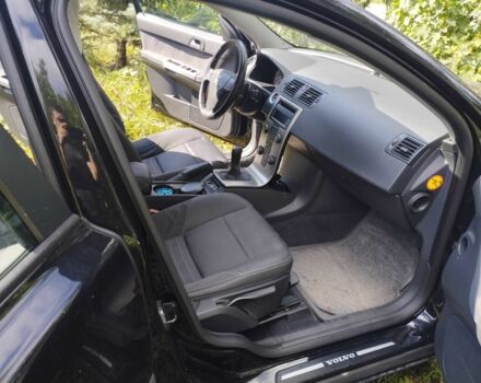 Вольво С40 2005 в Николаеве на Automoto.ua Синий Вольво С40, объемом двигателя 1.7 л и пробегом 154 тыс. км за 5000 $, фото 12 на Automoto.ua