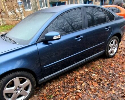 Синий Вольво С40, объемом двигателя 2.5 л и пробегом 166 тыс. км за 6900 $, фото 1 на Automoto.ua