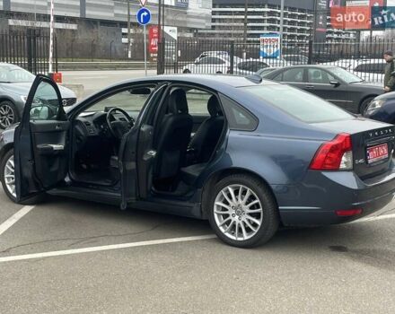 Синий Вольво С40, объемом двигателя 1.6 л и пробегом 137 тыс. км за 10350 $, фото 36 на Automoto.ua