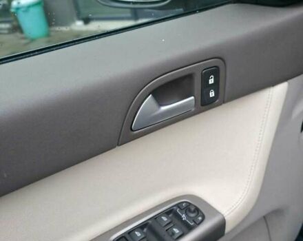 Синій Вольво S40, об'ємом двигуна 1.6 л та пробігом 195 тис. км за 7800 $, фото 7 на Automoto.ua