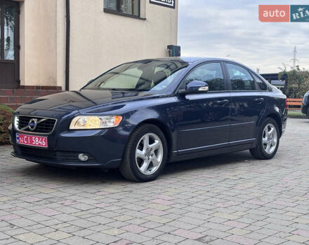 Синий Вольво С40, объемом двигателя 1.6 л и пробегом 228 тыс. км за 9250 $, фото 94 на Automoto.ua
