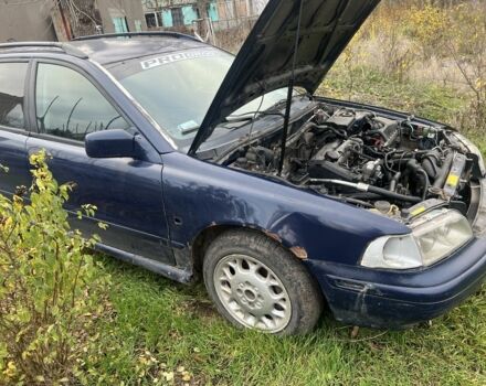 Синий Вольво С40, объемом двигателя 1.9 л и пробегом 100 тыс. км за 600 $, фото 2 на Automoto.ua