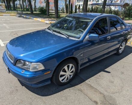 Синій Вольво S40, об'ємом двигуна 1.8 л та пробігом 342 тис. км за 1800 $, фото 1 на Automoto.ua