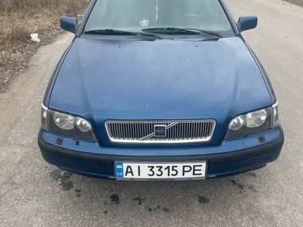 Синий Вольво С40, объемом двигателя 1.95 л и пробегом 480 тыс. км за 2700 $, фото 1 на Automoto.ua