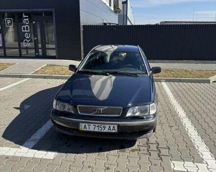 Синій Вольво S40, об'ємом двигуна 2 л та пробігом 351 тис. км за 2200 $, фото 1 на Automoto.ua
