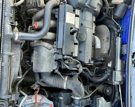 Синій Вольво S40, об'ємом двигуна 1.6 л та пробігом 0 тис. км за 1800 $, фото 1 на Automoto.ua